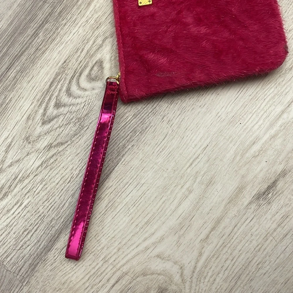 Ipsy Pink Faux Fur Glam Bag Zip Top Makeup/ Cosmetics Case Approximately 5” X 7”